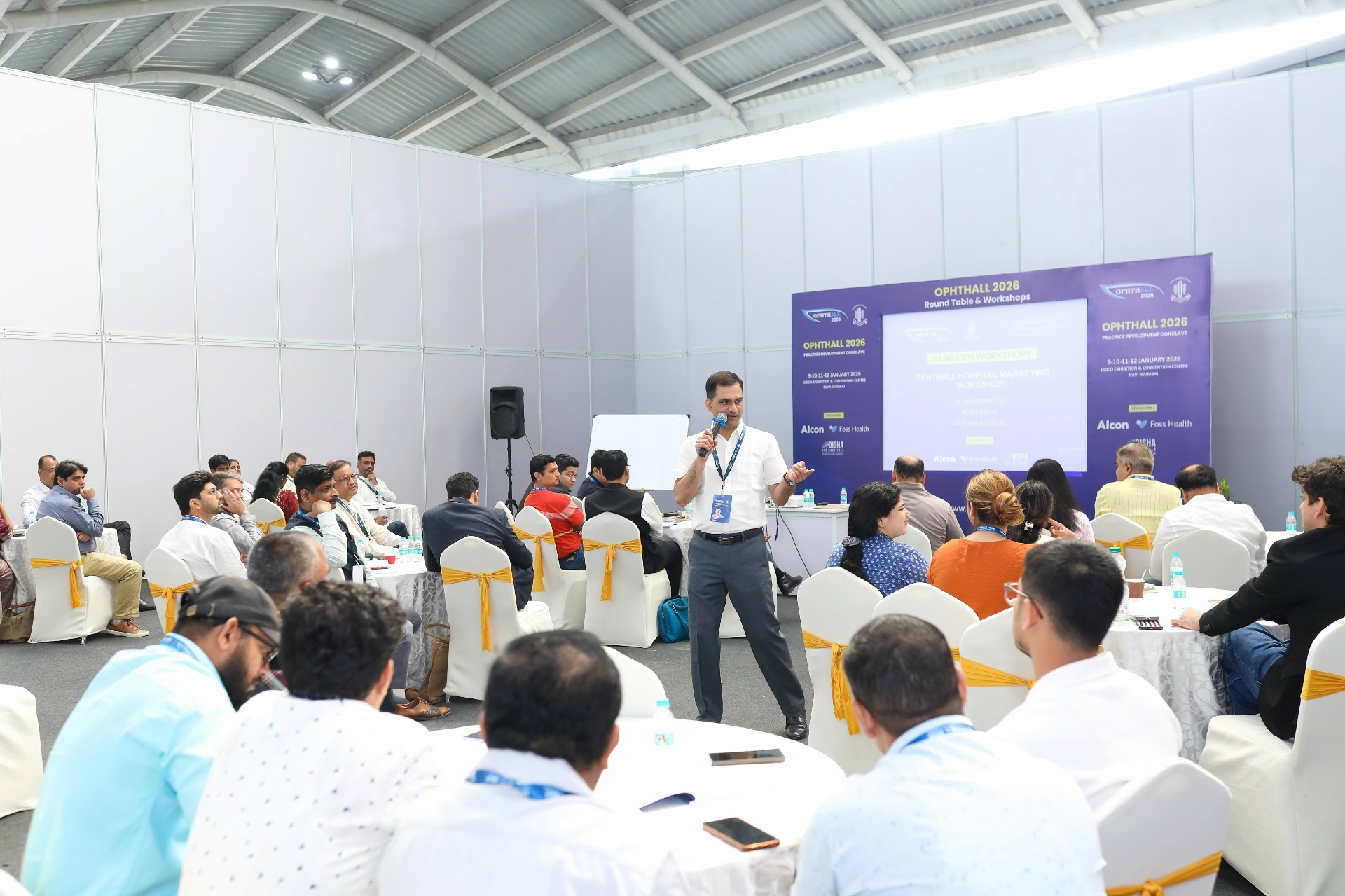 Akhil Dave presenting at OPHTHALL 2026 Practice Development Conclave
